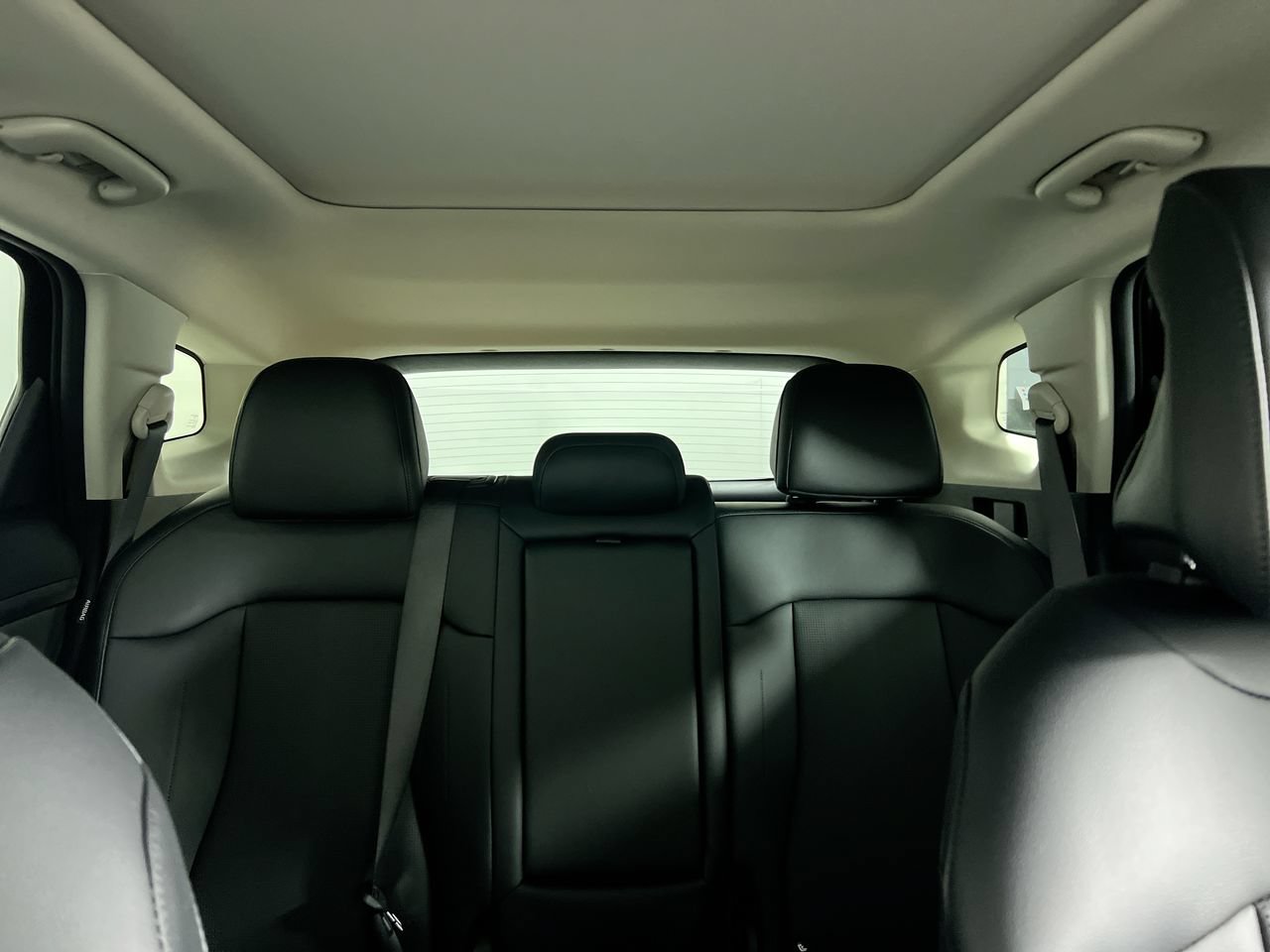 Certified 2026 Kia Sportage SX FWD image 33
