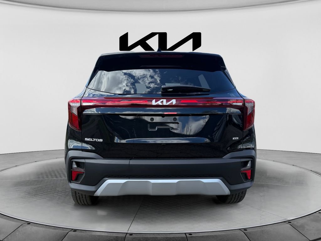 New 2026 Kia Seltos LX AWD/4WD image 4