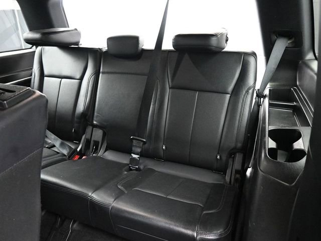 Used 2019 Ford Expedition XLT w/ Equipment Group 201A AWD/4WD image 20