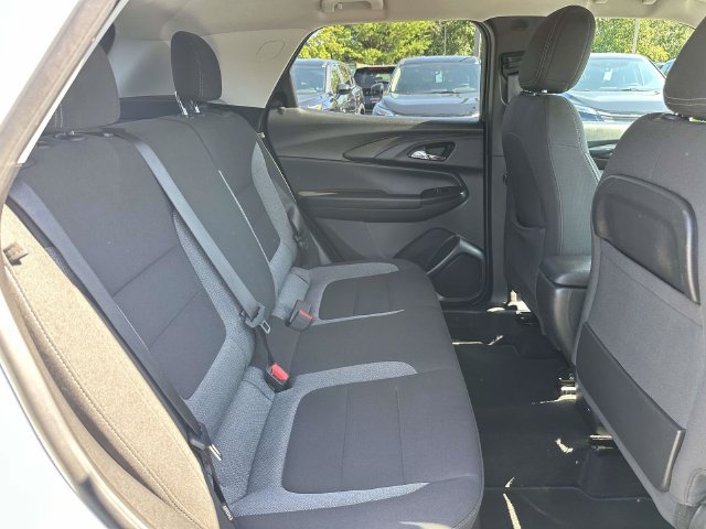 Used 2025 Chevrolet TrailBlazer LT AWD/4WD image 12