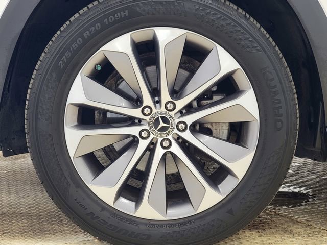 Used 2022 Mercedes-Benz GLE 350 4MATIC w/ Premium Package image 11