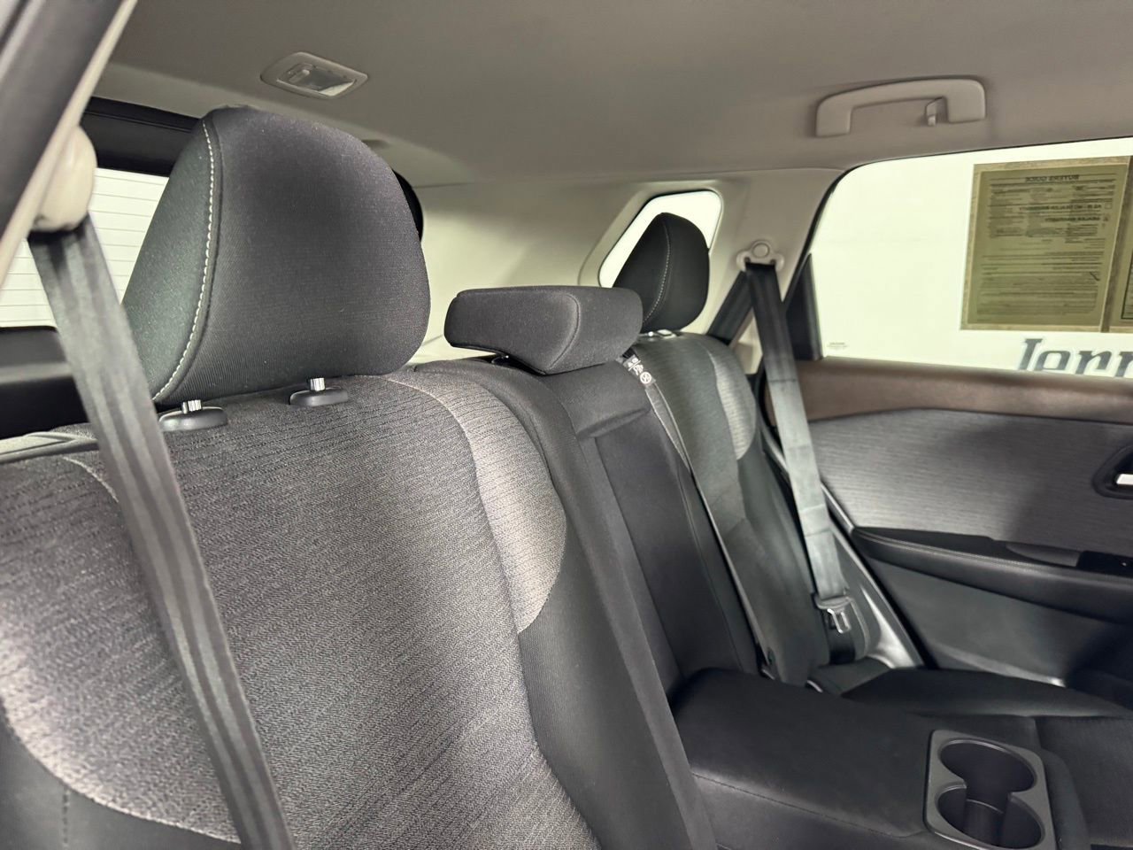 Used 2023 Nissan Rogue SV image 28