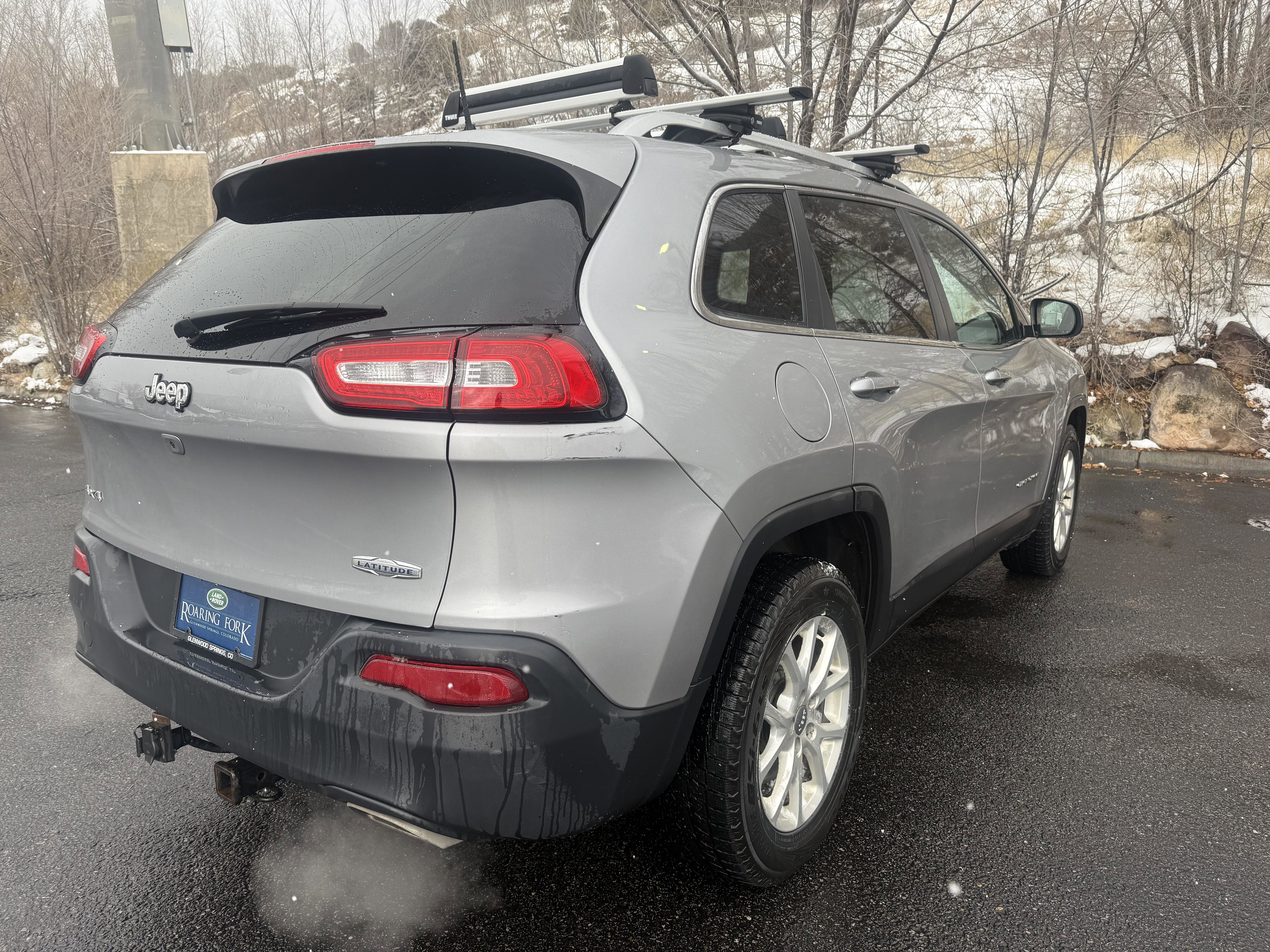 Used 2017 Jeep Cherokee Latitude w/ Cold Weather Group image 5