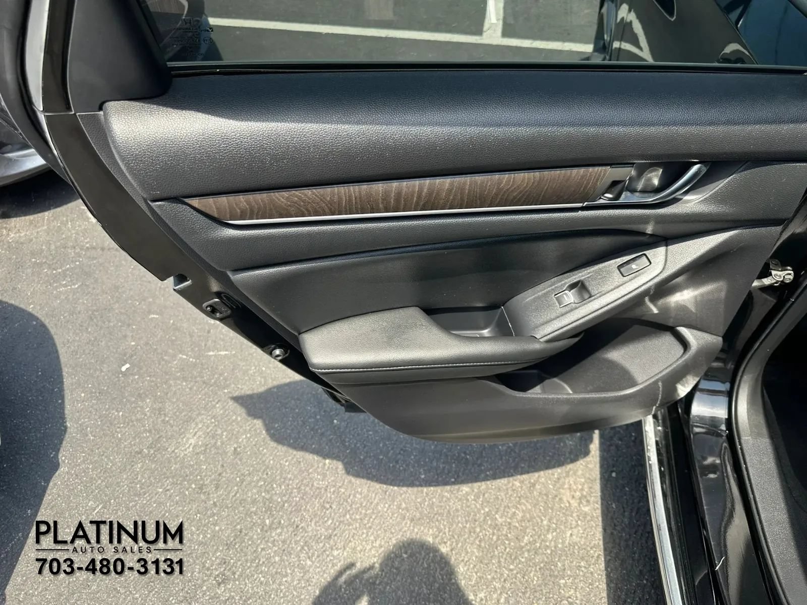 Used 2020 Honda Accord Touring image 16