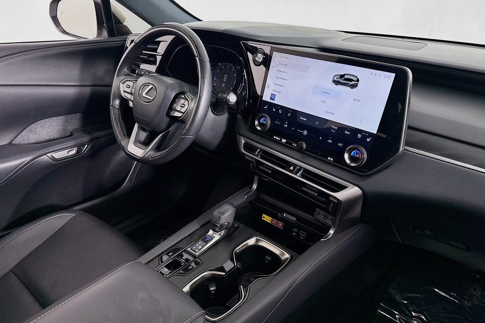 Used 2023 Lexus RX 350 Premium w/ Cold Area Package FWD image 16
