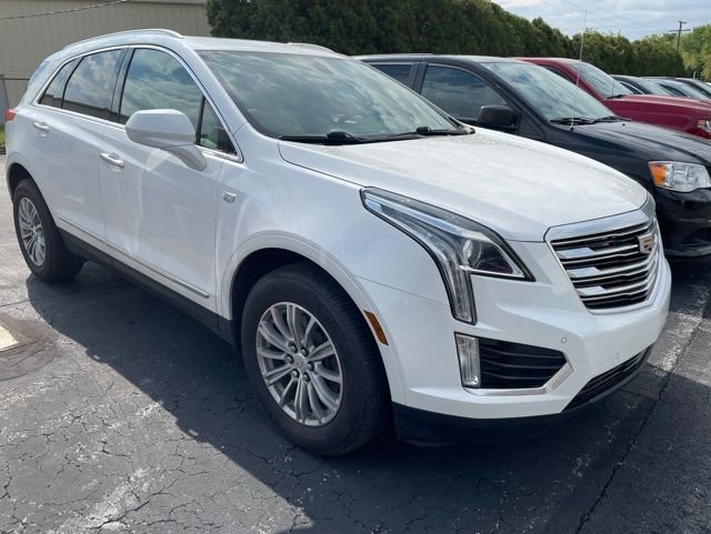 Used 2017 Cadillac XT5 Luxury w/ Advanced Security Package FWD image 12