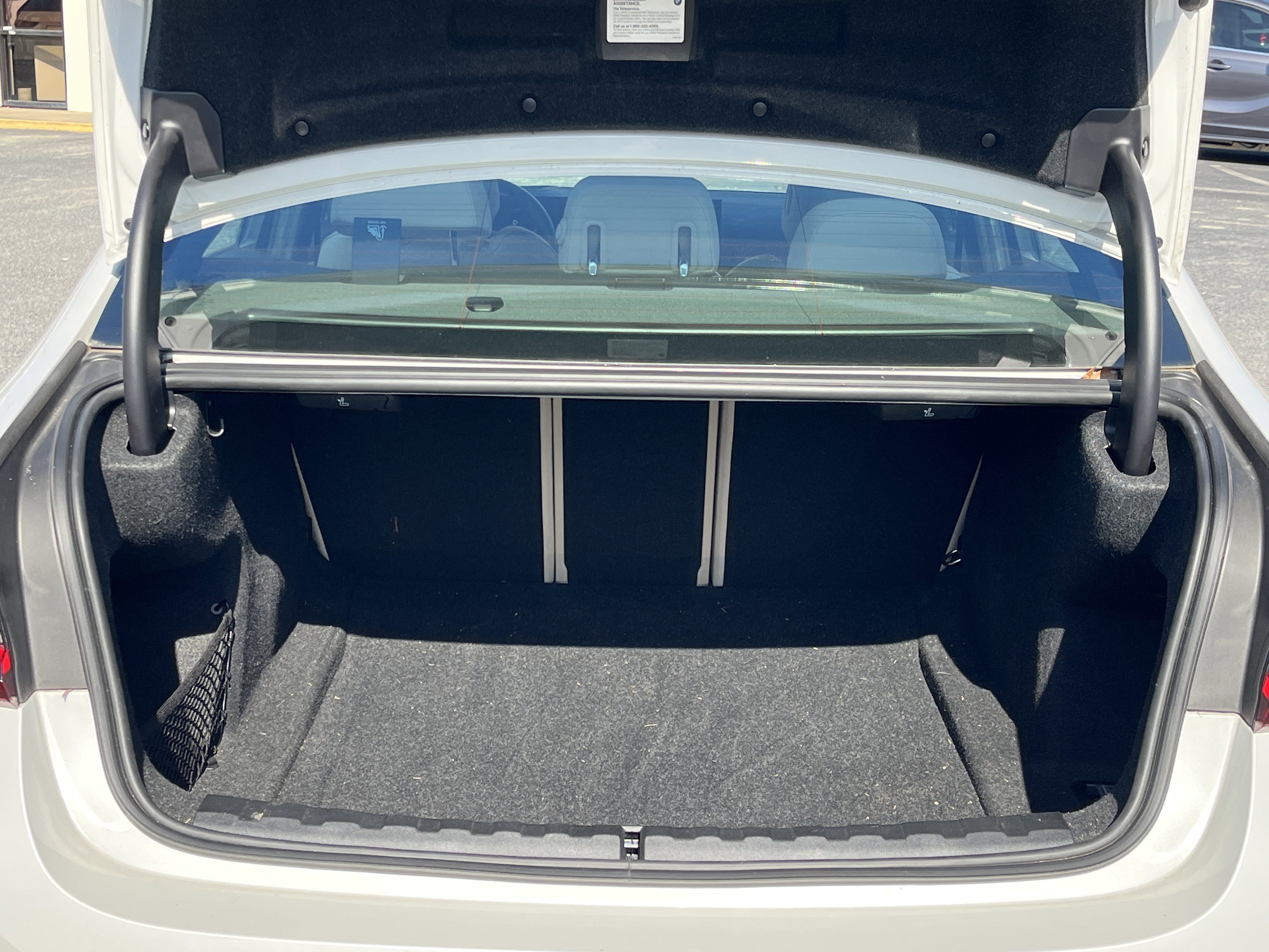 Used 2023 BMW 330i Sedan w/ Premium Package image 27