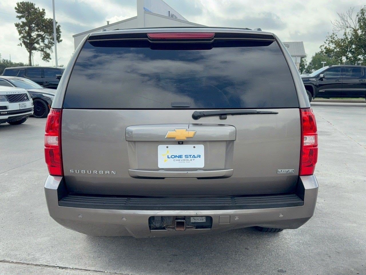 Used 2012 Chevrolet Suburban LS w/ Convenience Package 1 RWD image 10