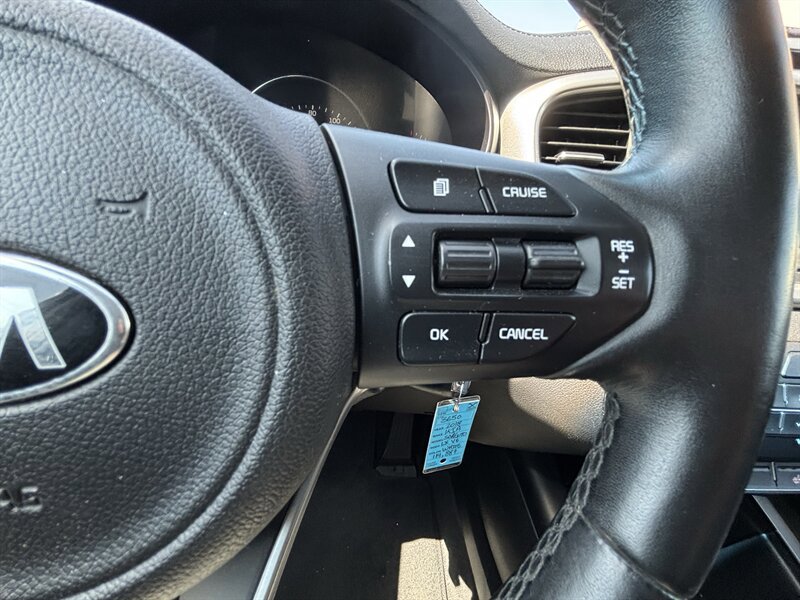 Used 2018 Kia Sorento LX w/ LX V6 Convenience Package image 38