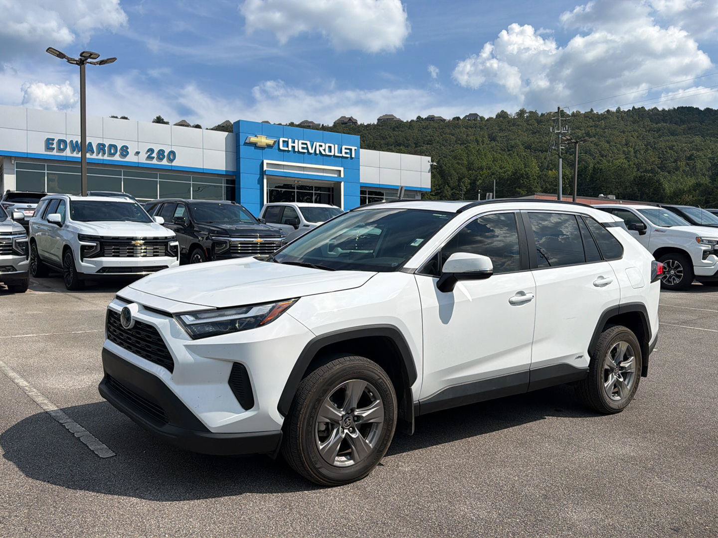 Used 2024 Toyota RAV4 XLE w/ Convenience Package