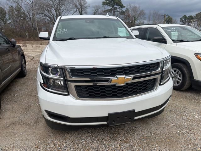 Used 2017 Chevrolet Suburban LT image 4