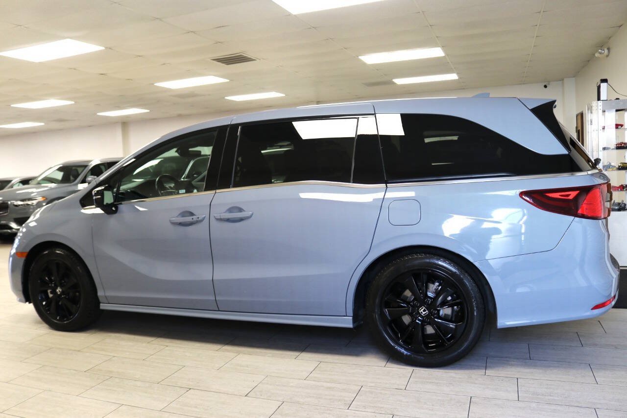 Used 2024 Honda Odyssey Sport image 12
