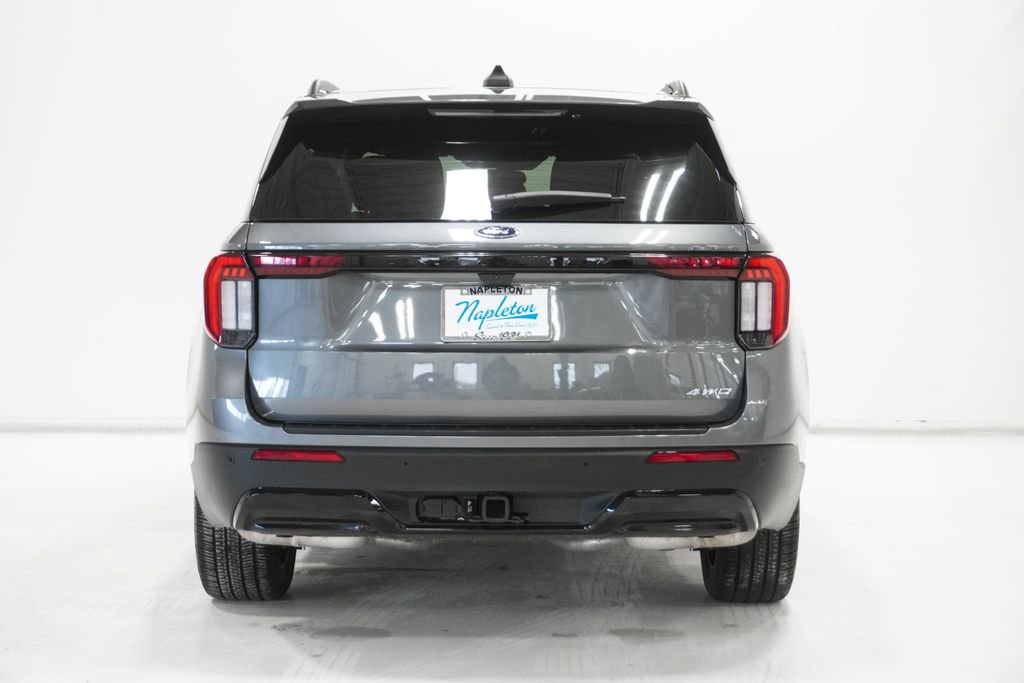 Used 2025 Ford Explorer ST-Line w/ ST-Line Street Pack image 29