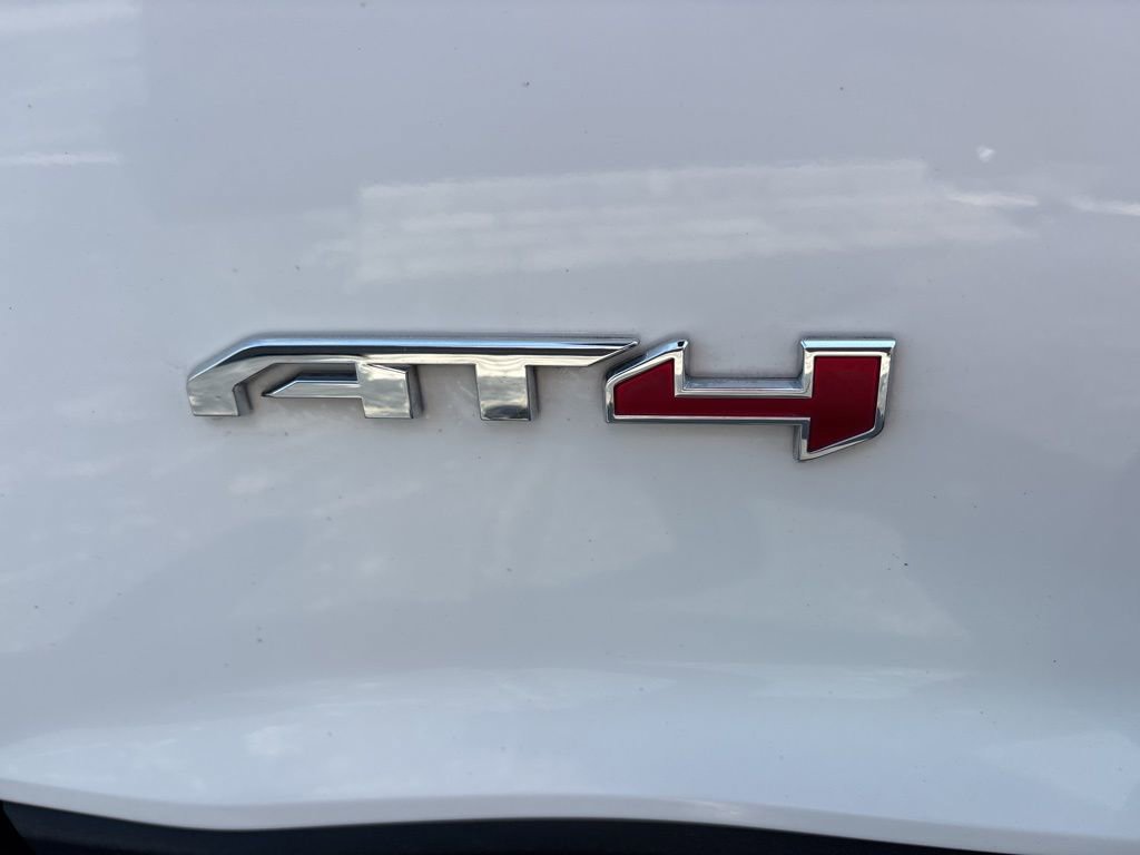 Used 2021 GMC Acadia AT4 w/ Trailering Package AWD/4WD image 11