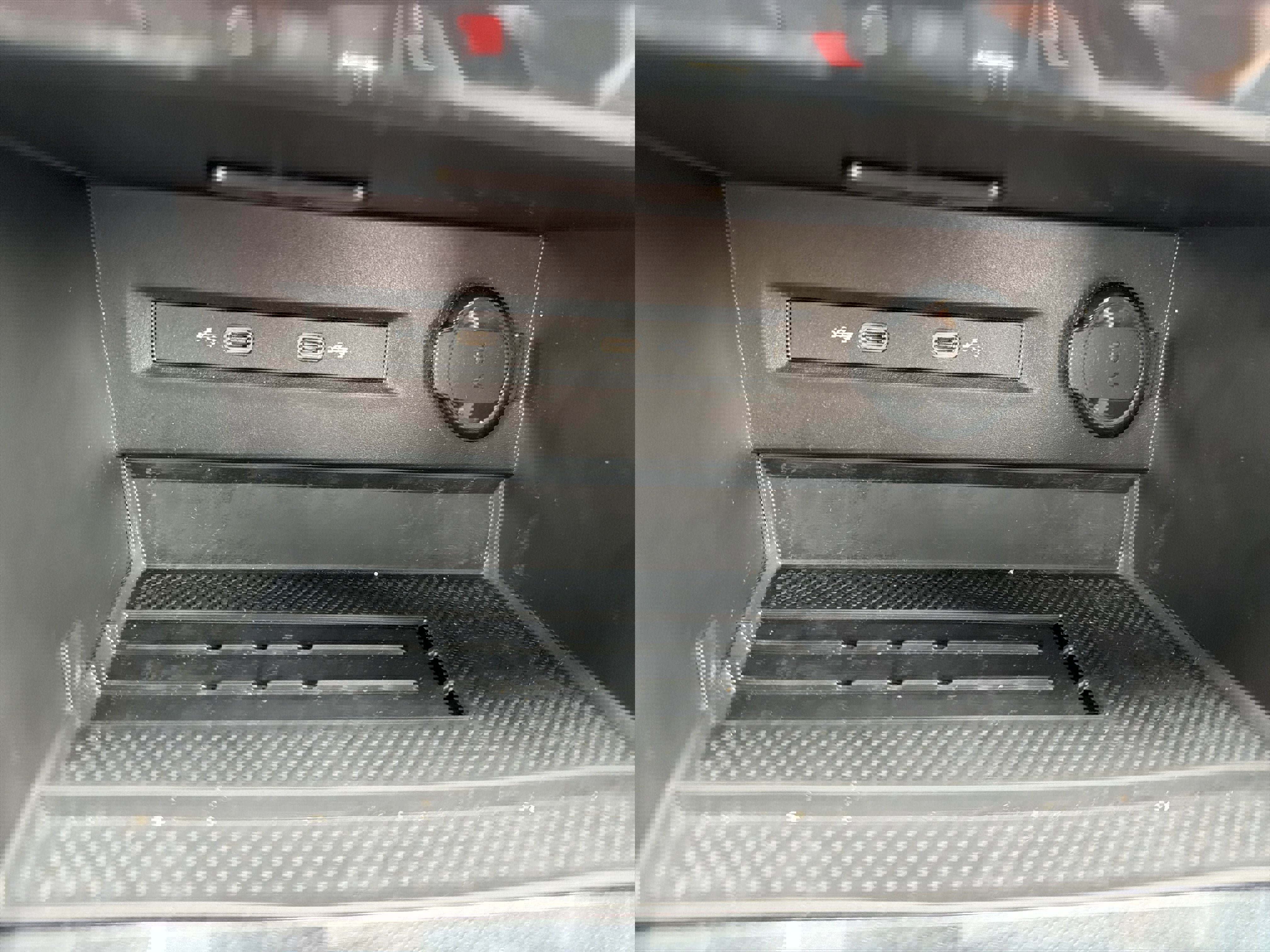 Used 2025 Volkswagen Taos SE w/ Panoramic Sunroof Package AWD/4WD image 18