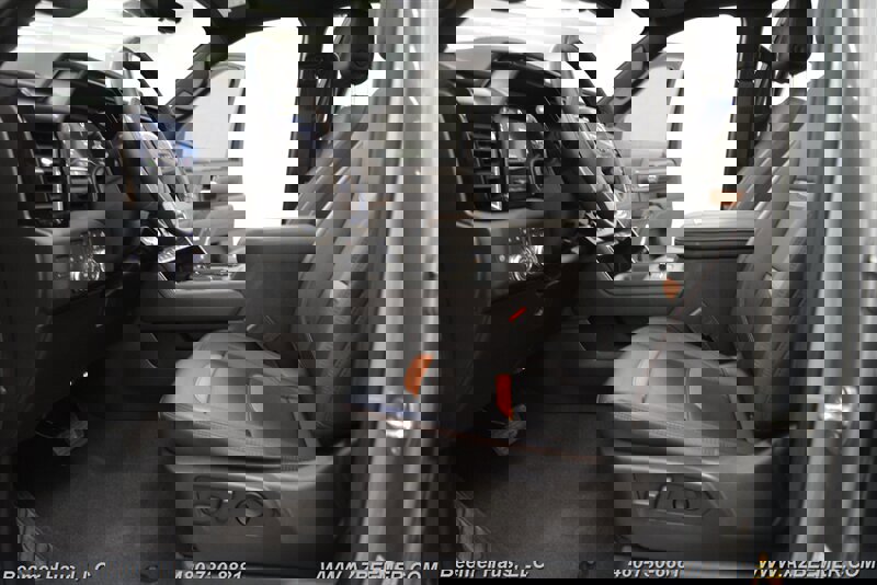 Used 2024 GMC Sierra 2500 AT4 w/ AT4 Premium Plus Package image 16