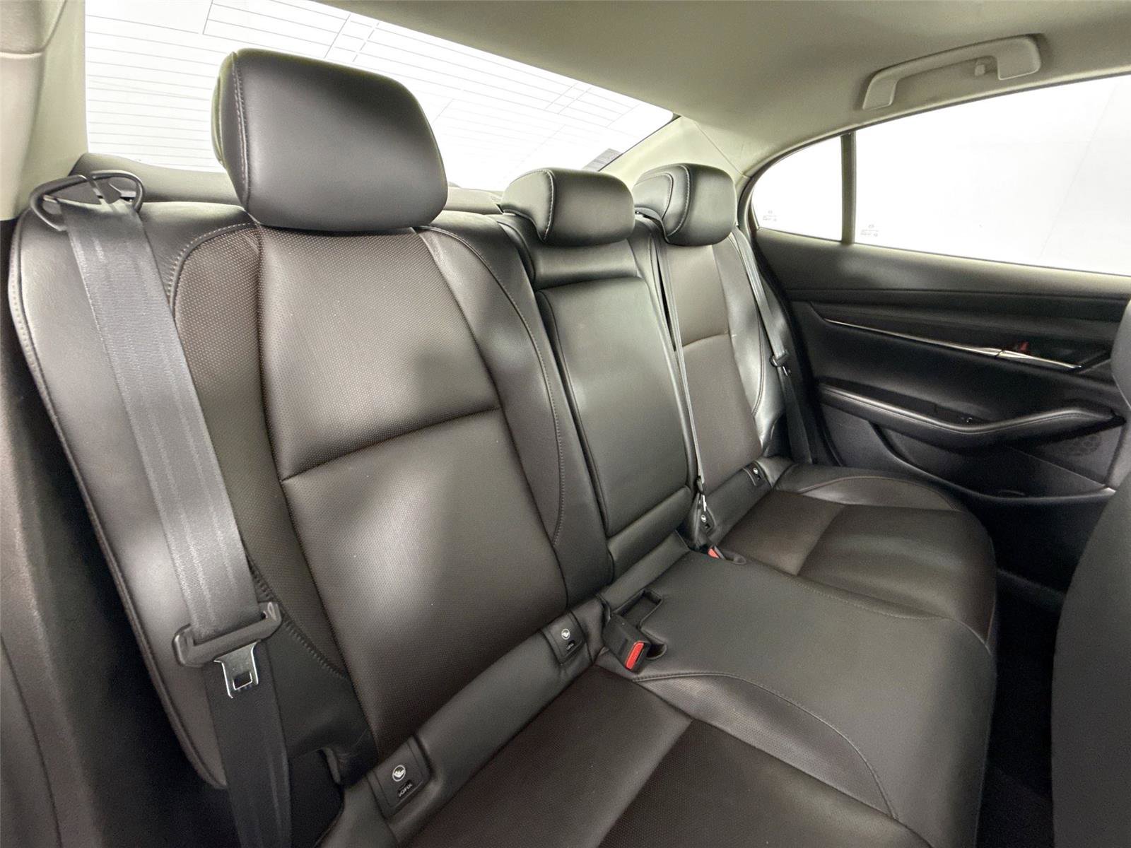 Used 2020 MAZDA MAZDA3 AWD Sedan w/ Premium Package image 52