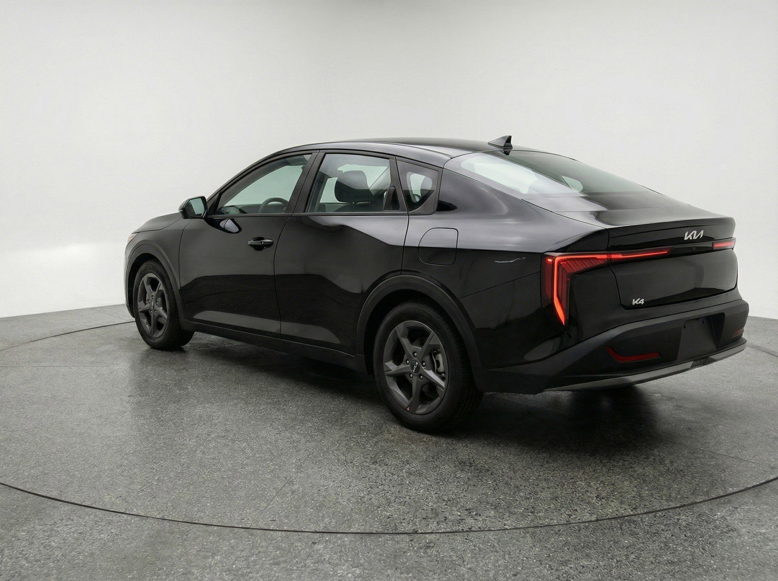 Used 2025 Kia K4 LXS image 6
