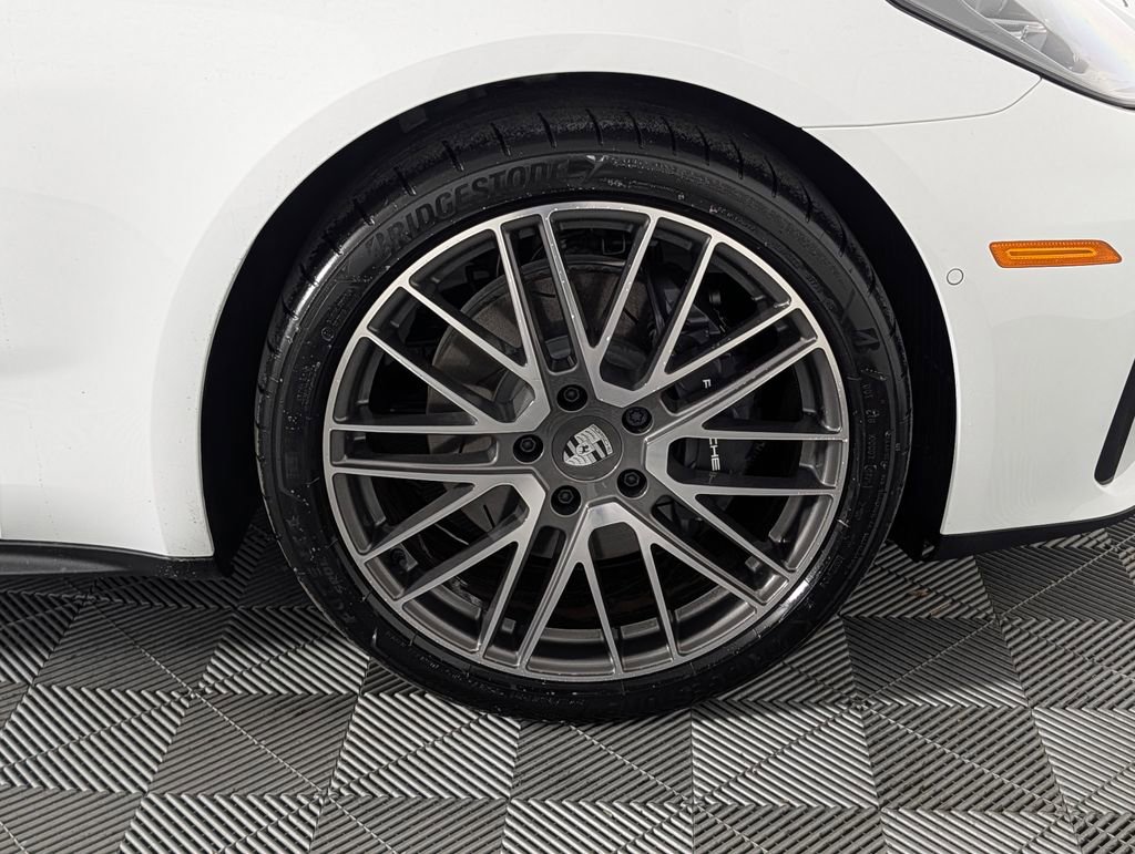 New 2026 Porsche Panamera RWD image 14