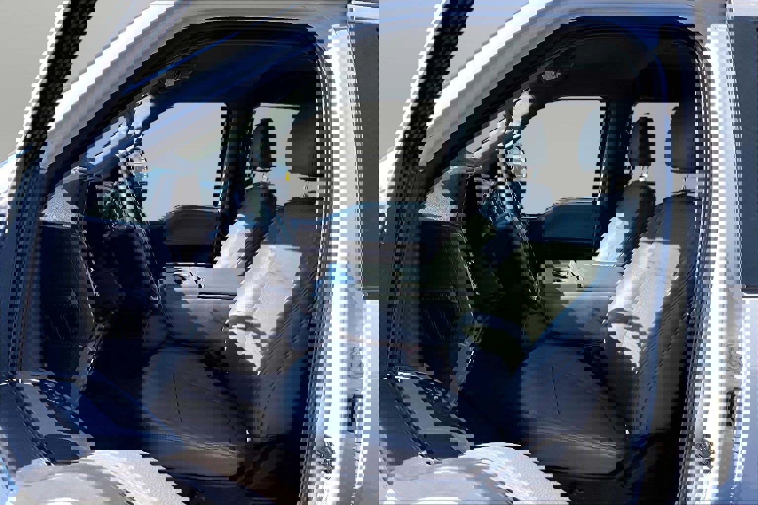 Used 2020 Ford F350 Lariat image 16