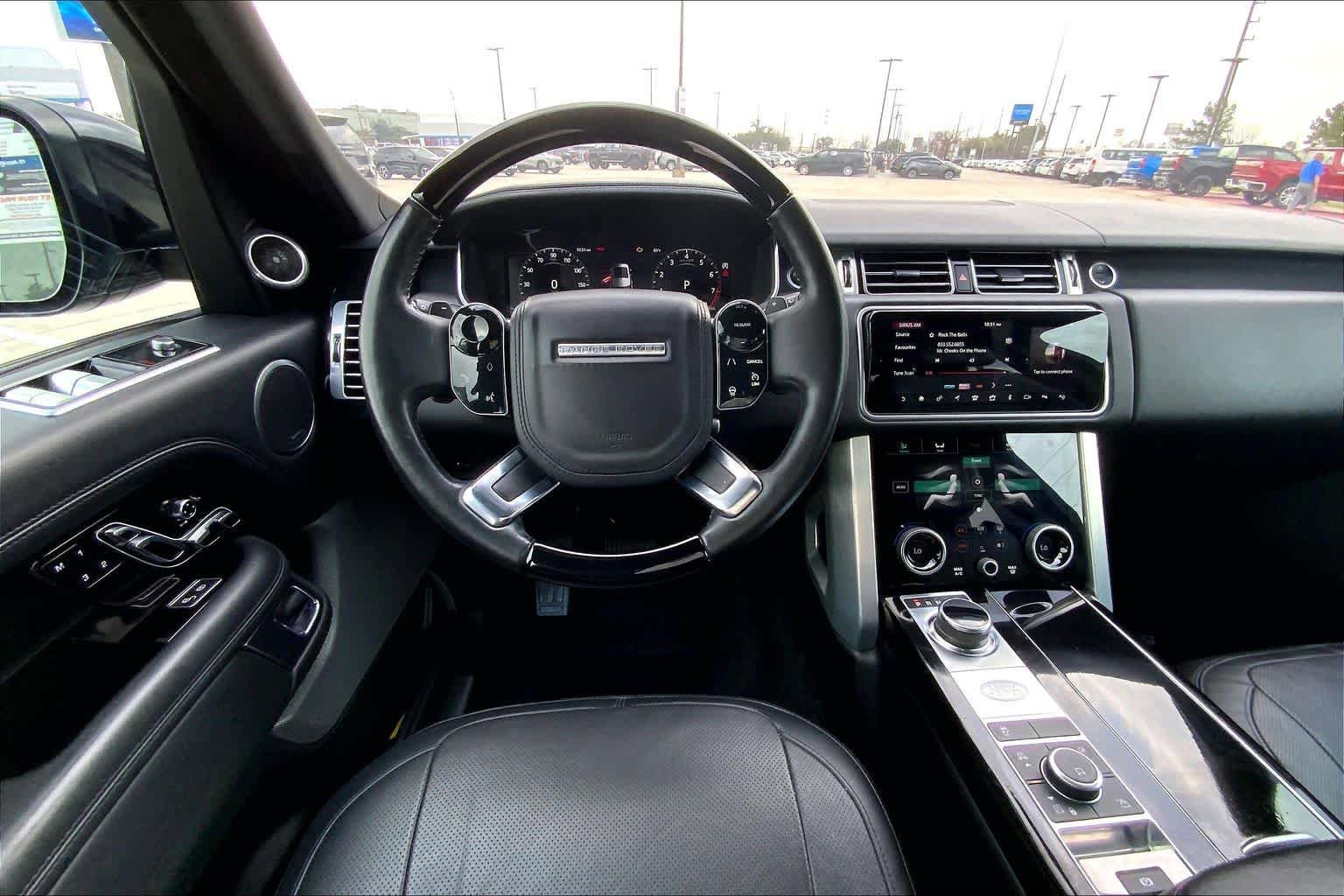 Used 2020 Land Rover Range Rover HSE AWD/4WD image 6