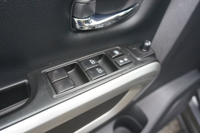 Certified 2024 Nissan Titan SV w/ SV Convenience Package AWD/4WD image 27