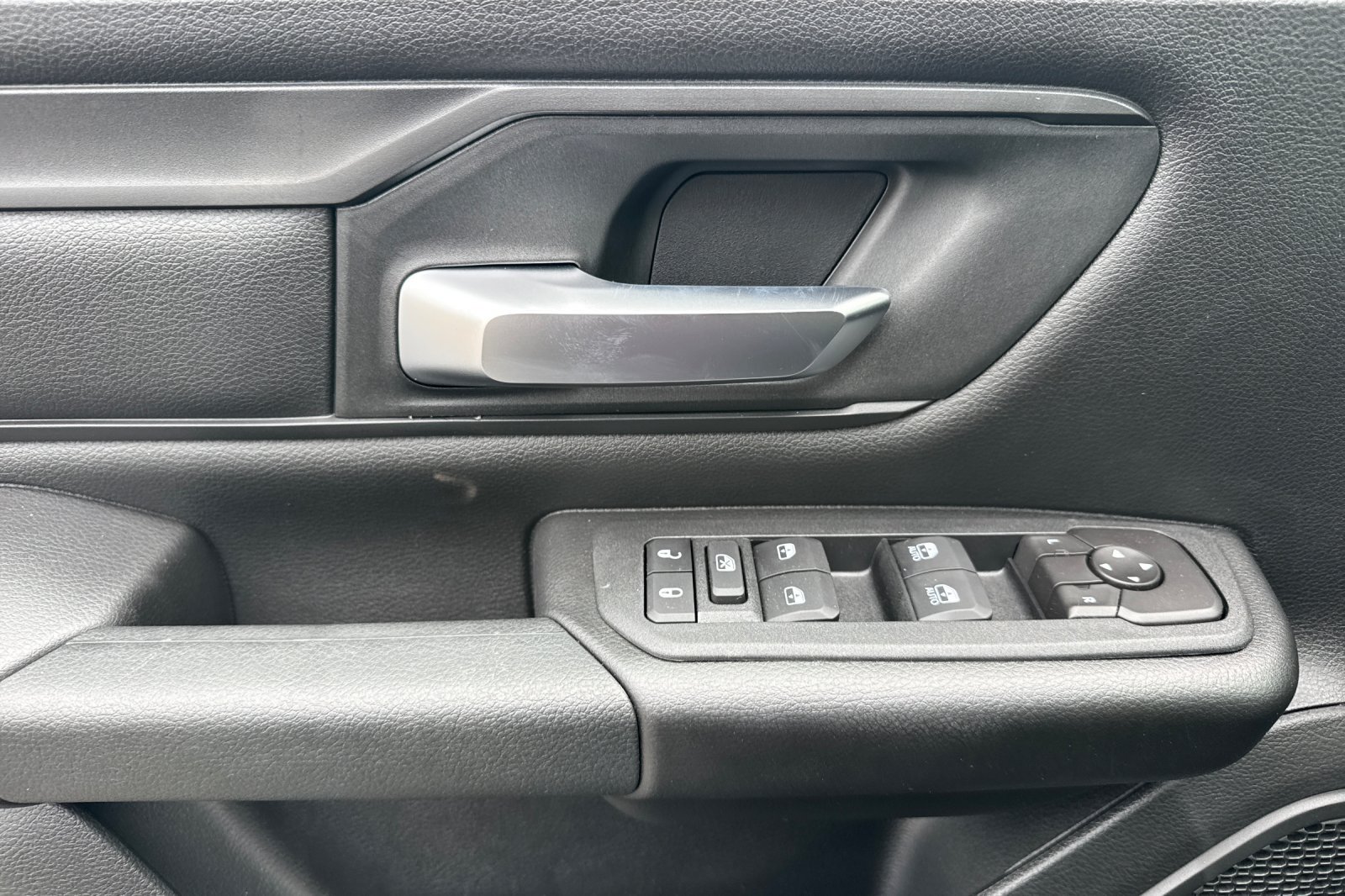 New 2026 RAM 1500 Express AWD/4WD image 10
