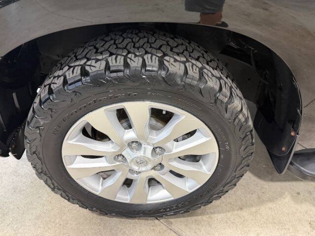 Used 2014 Toyota Sequoia Platinum AWD/4WD image 13