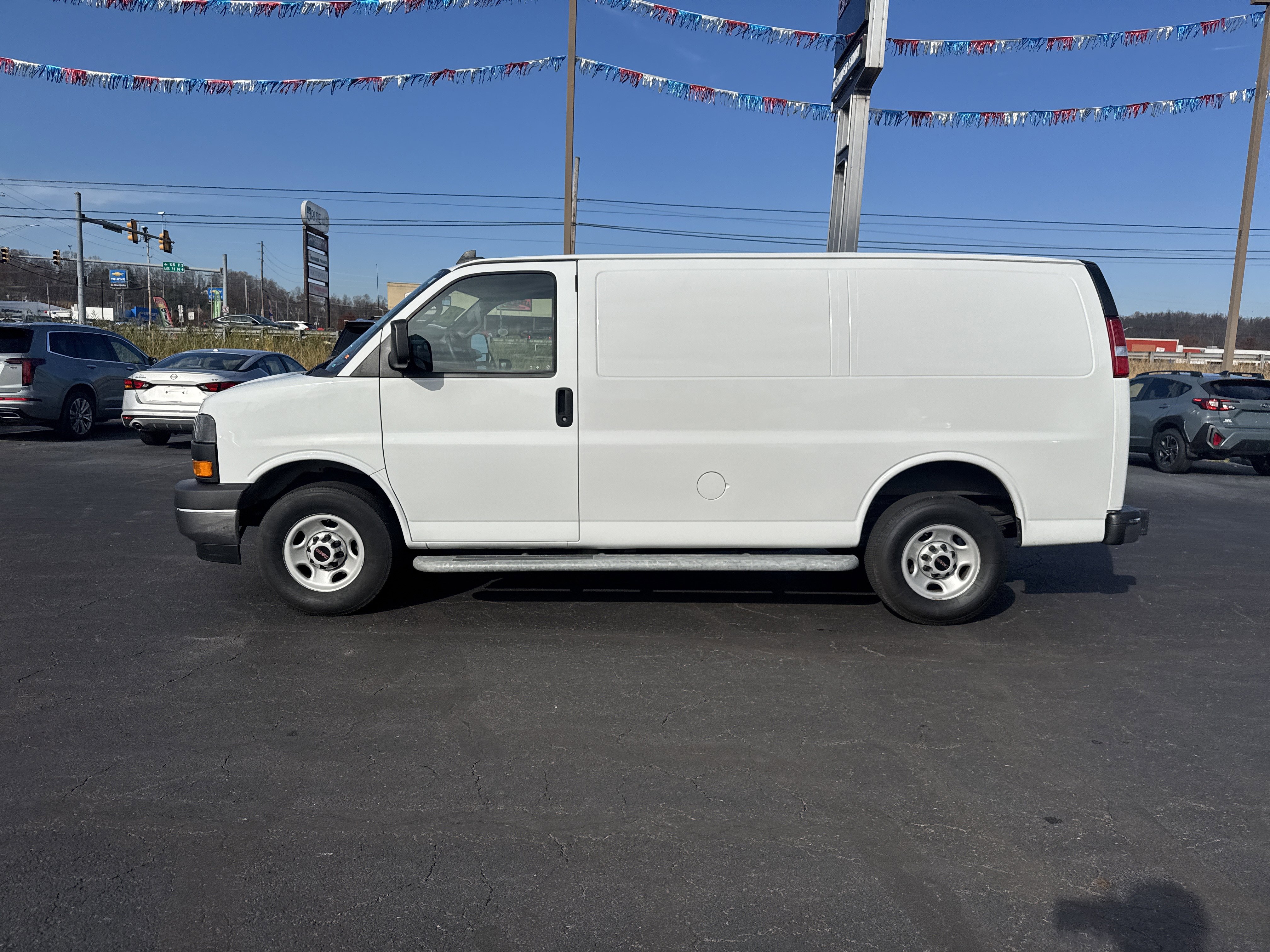 Used 2023 GMC Savana 2500 w/ Driver Convenience Package image 7