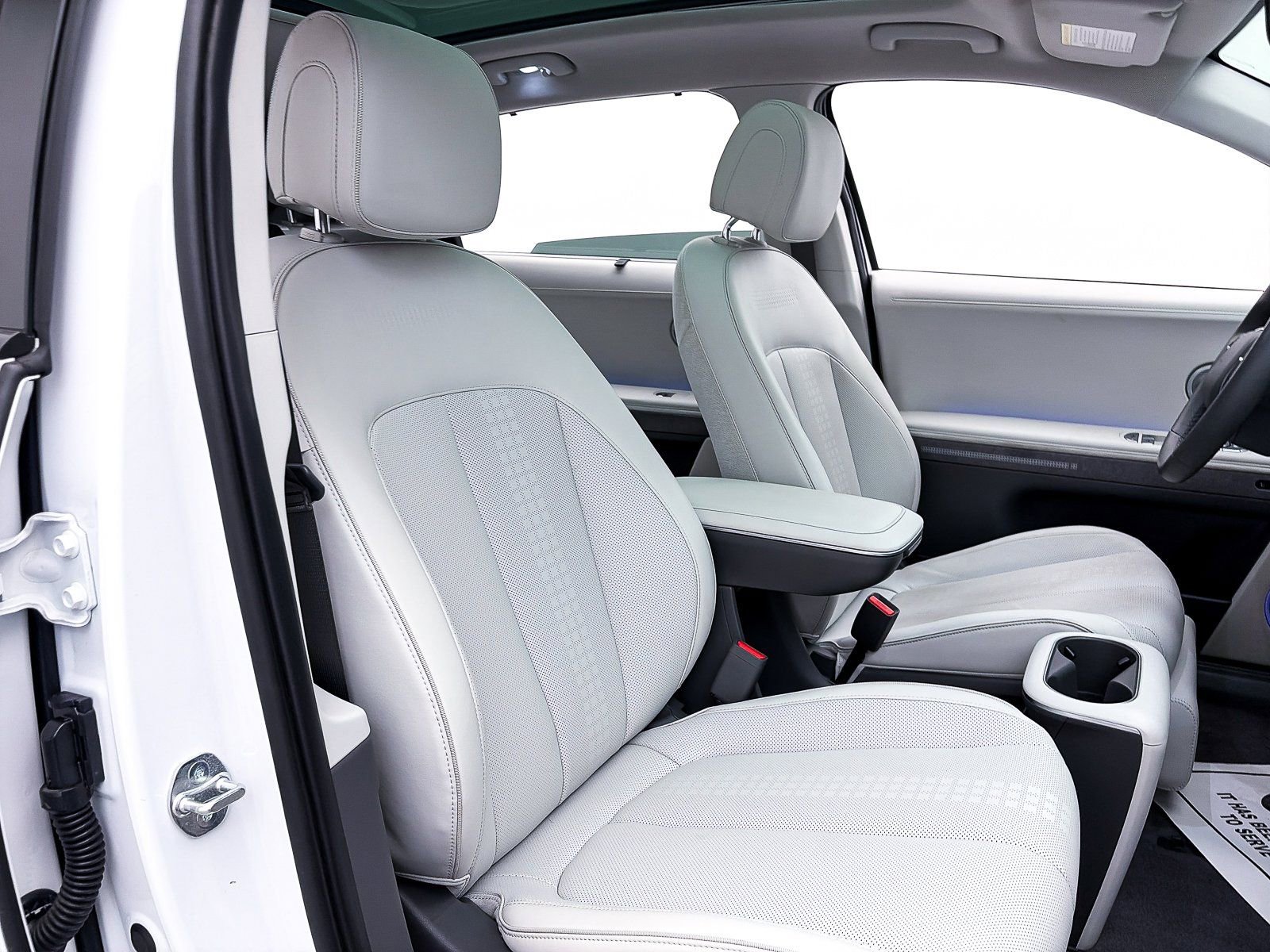 Used 2023 Hyundai Ioniq 5 Limited image 35