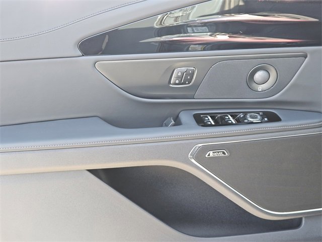 New 2026 Lincoln Nautilus Reserve w/ Jet Appearance Package image 22