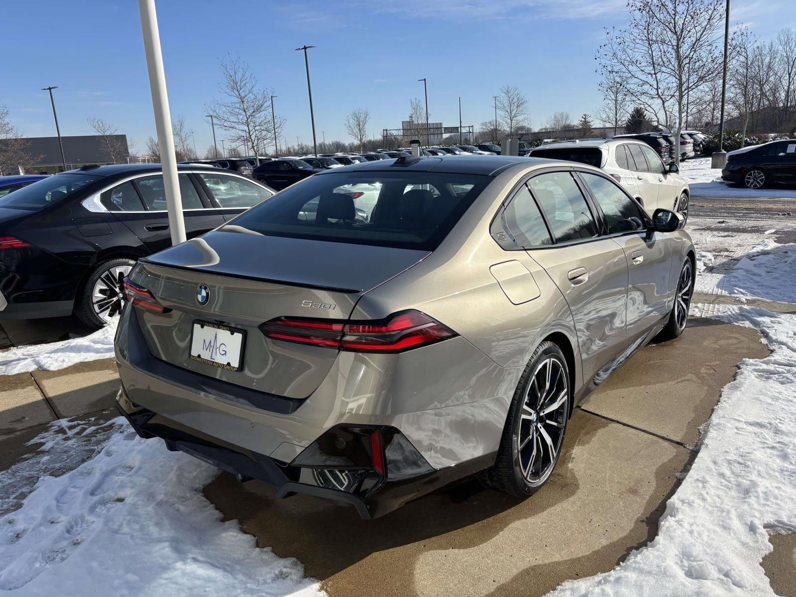 New 2026 BMW 530i xDrive w/ Executive Package image 7