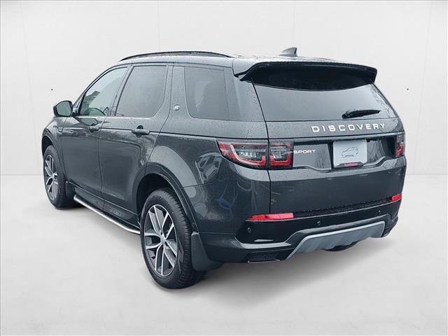 New 2025 Land Rover Discovery Sport S image 7