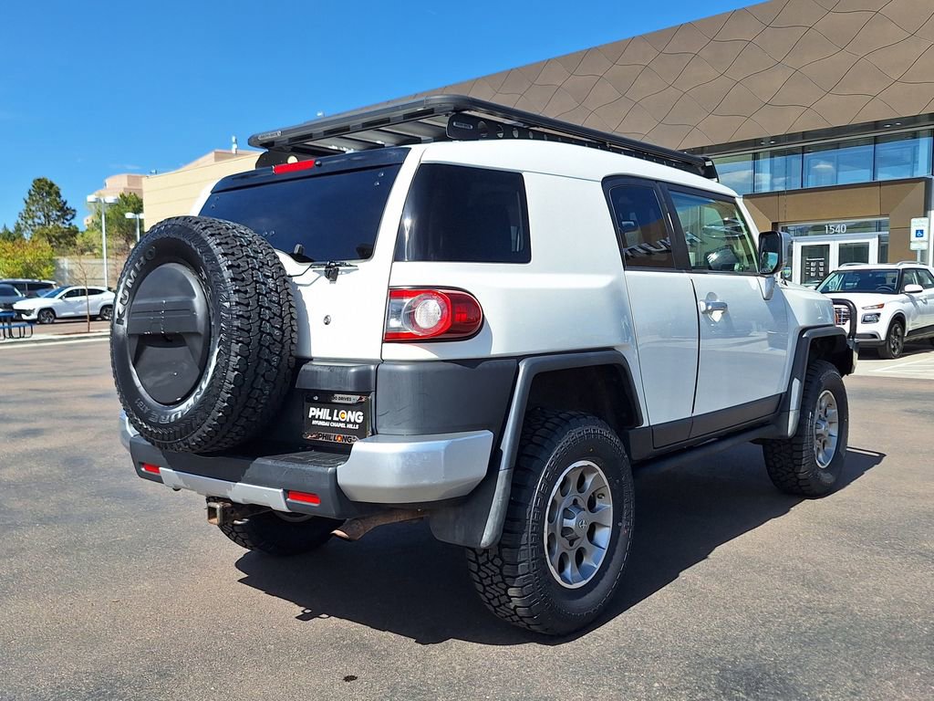 Used 2012 Toyota FJ Cruiser 4WD w/ Convenience Pkg video 3
