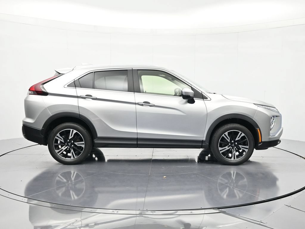Used 2024 Mitsubishi Eclipse Cross SEL AWD/4WD image 4