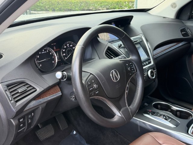 Used 2017 Acura MDX w/ Technology Package AWD/4WD image 12