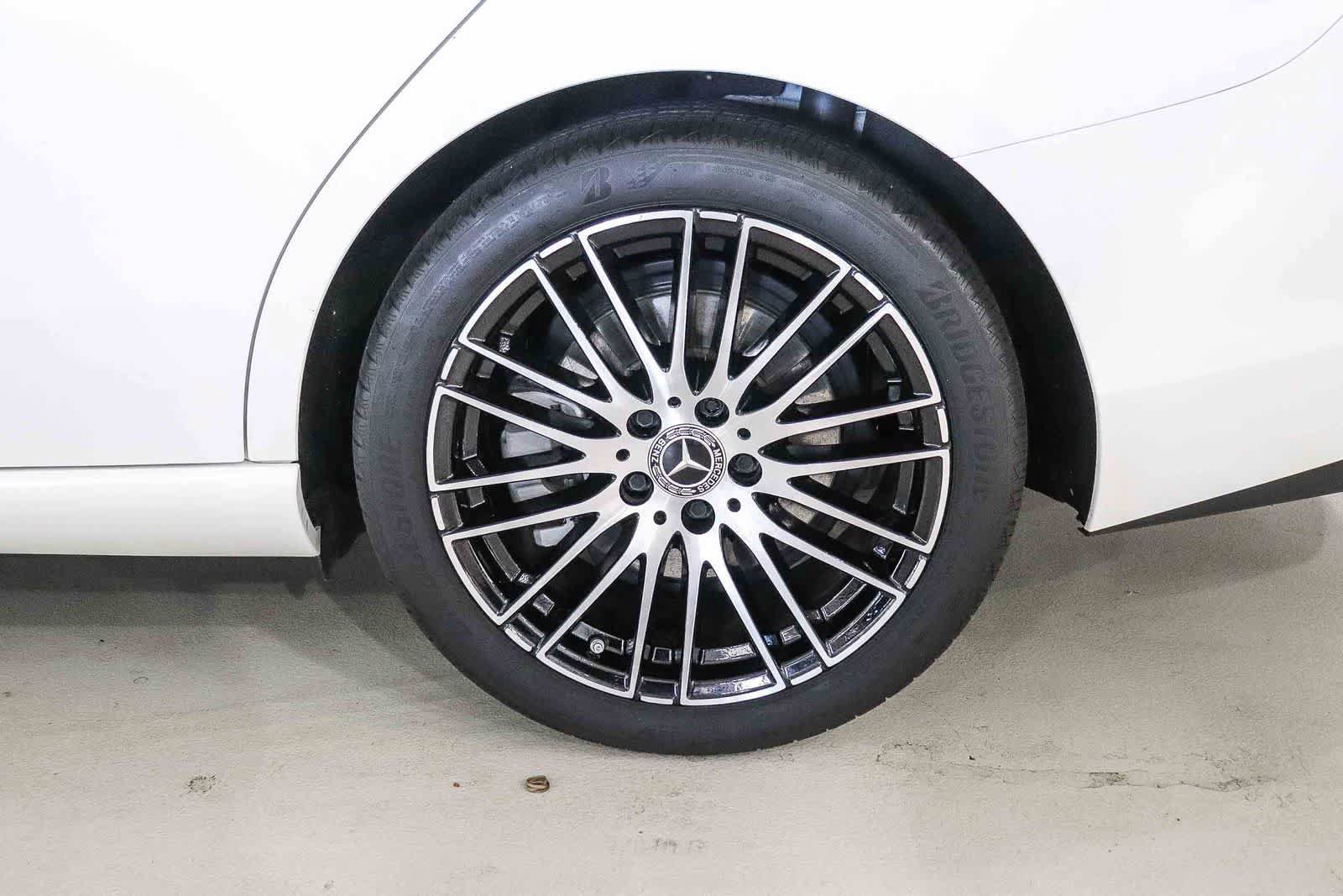 Certified 2023 Mercedes-Benz C 300 Sedan image 10