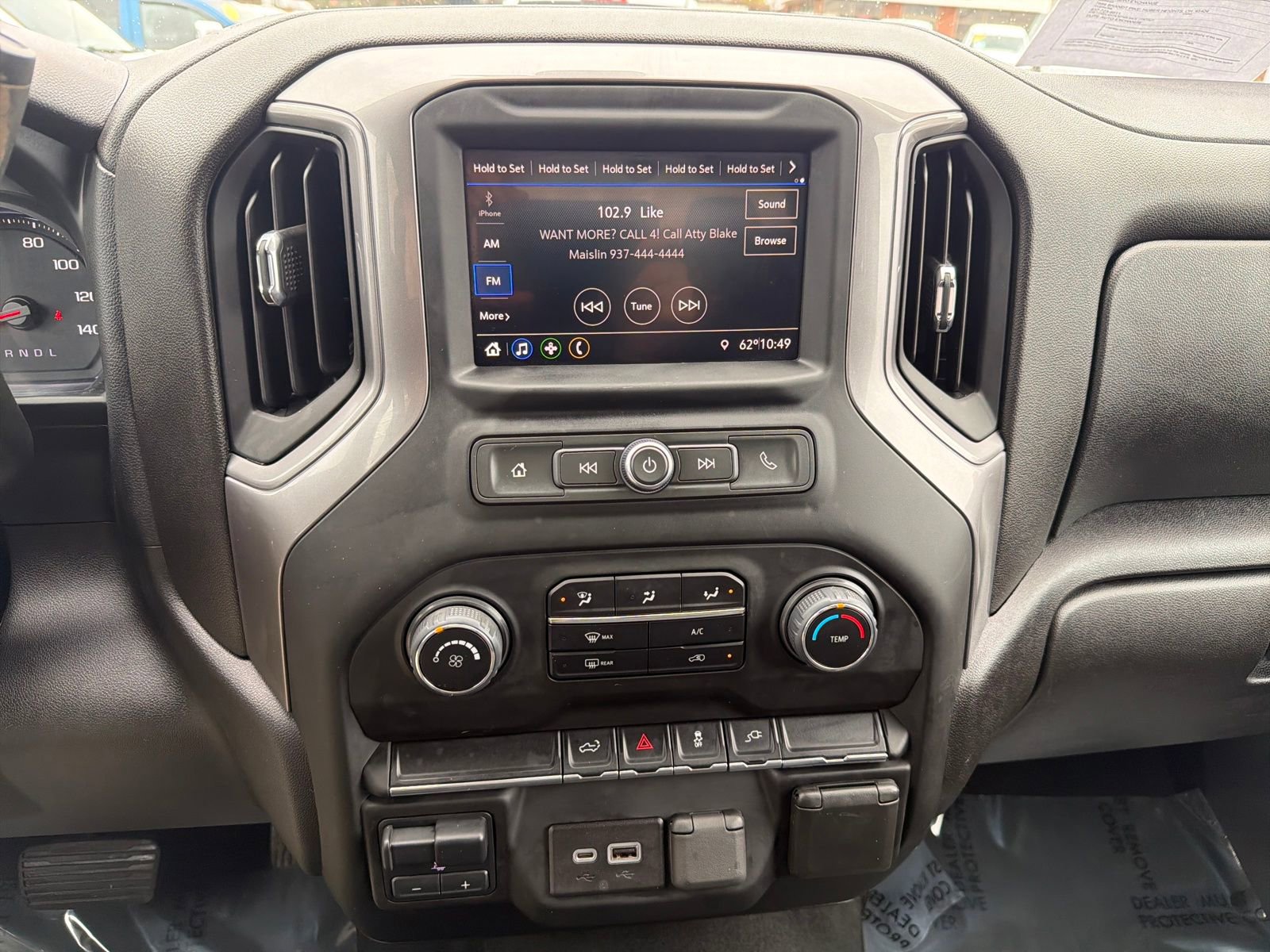 Used 2022 Chevrolet Silverado 2500 Custom w/ Custom Convenience Package AWD/4WD image 17