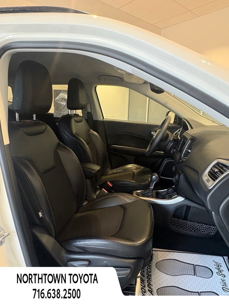 Used 2021 Jeep Compass Latitude AWD/4WD image 13