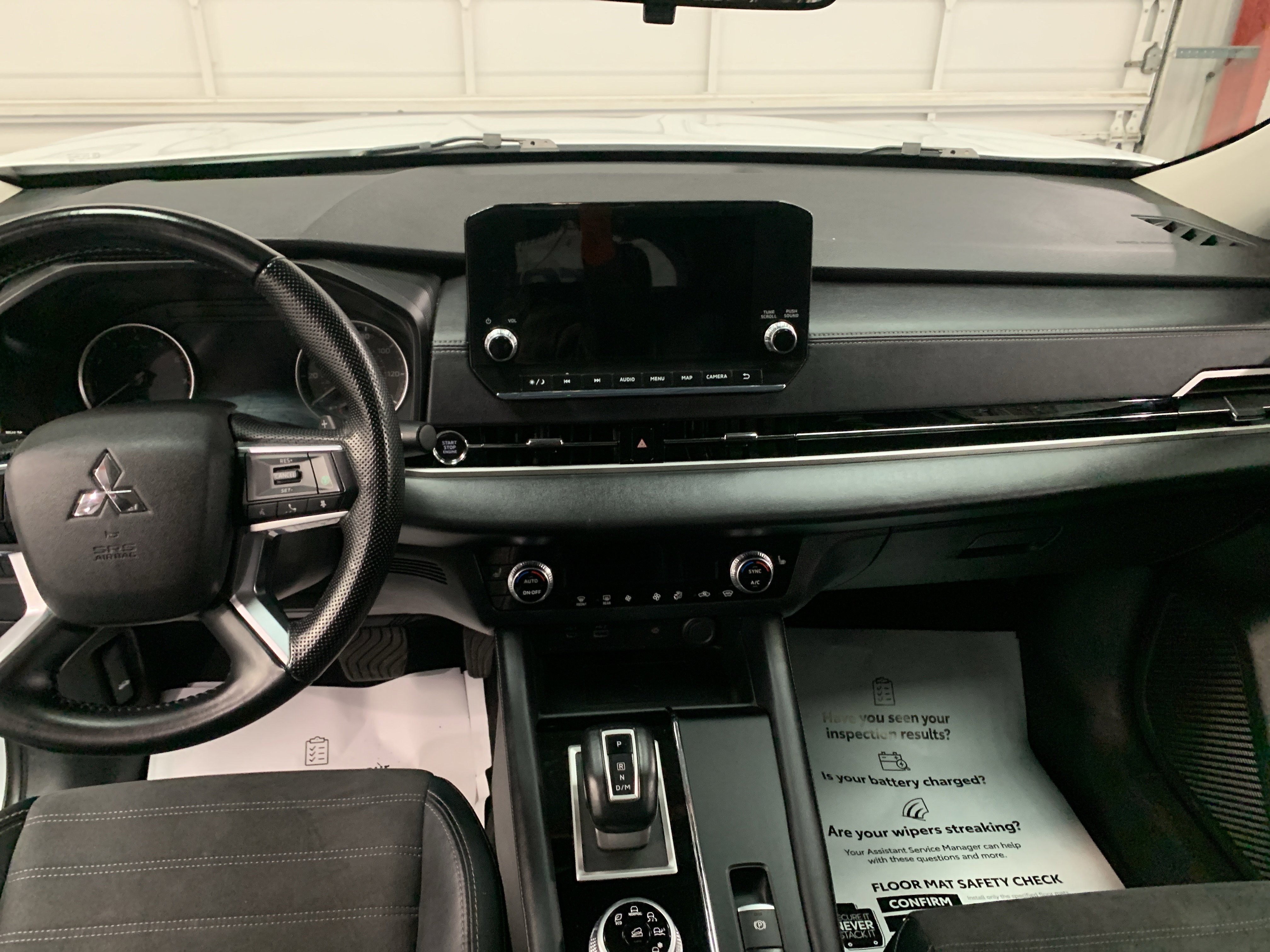 Used 2024 Mitsubishi Outlander Ralliart image 15