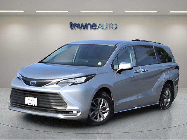 Used 2021 Toyota Sienna XLE
