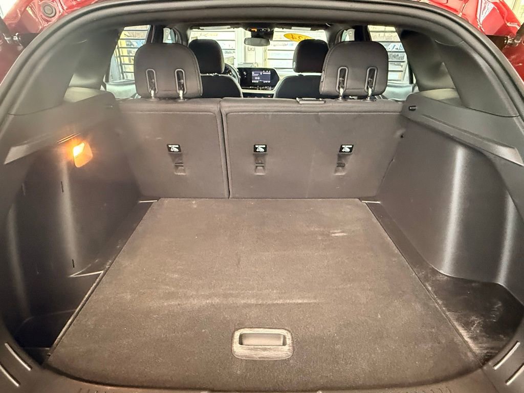 Used 2024 Chevrolet Trax RS w/ Driver Confidence Package image 11