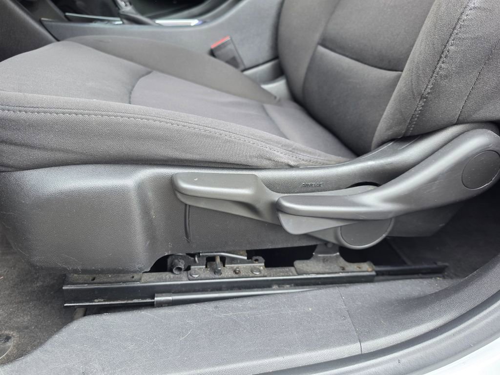 Used 2018 Chevrolet Malibu LS FWD image 18