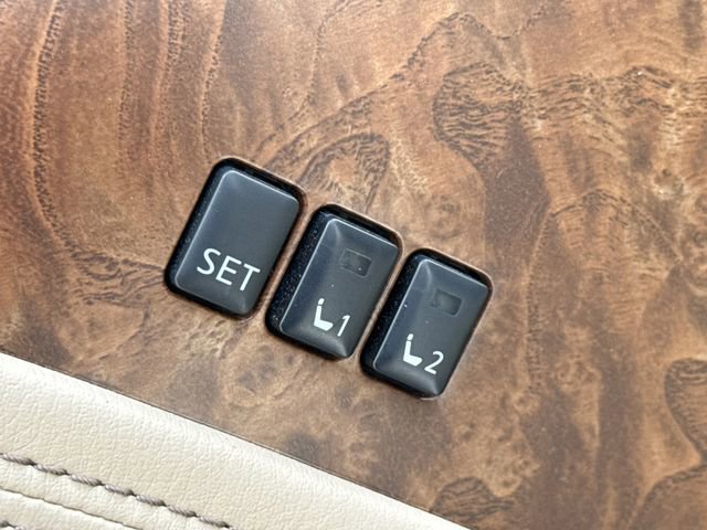 Used 2023 Nissan Armada SL w/ Cargo Package image 23