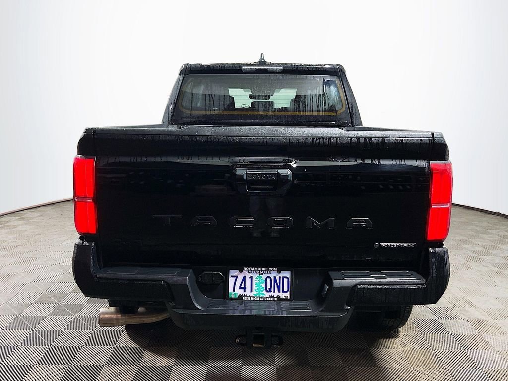 Used 2025 Toyota Tacoma TRD Off-Road image 7