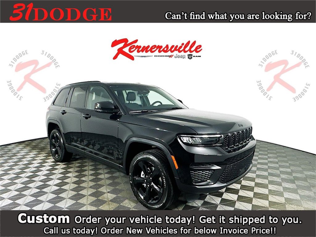 New 2025 Jeep Grand Cherokee Altitude image 1