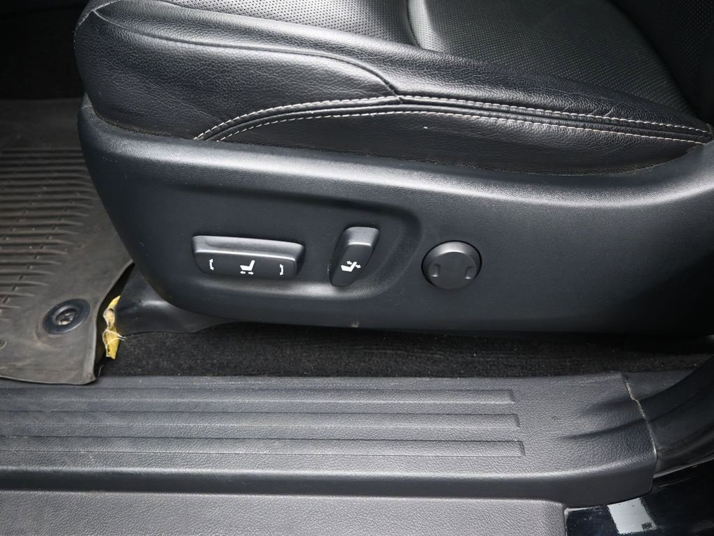 Used 2022 Toyota 4Runner Limited image 10