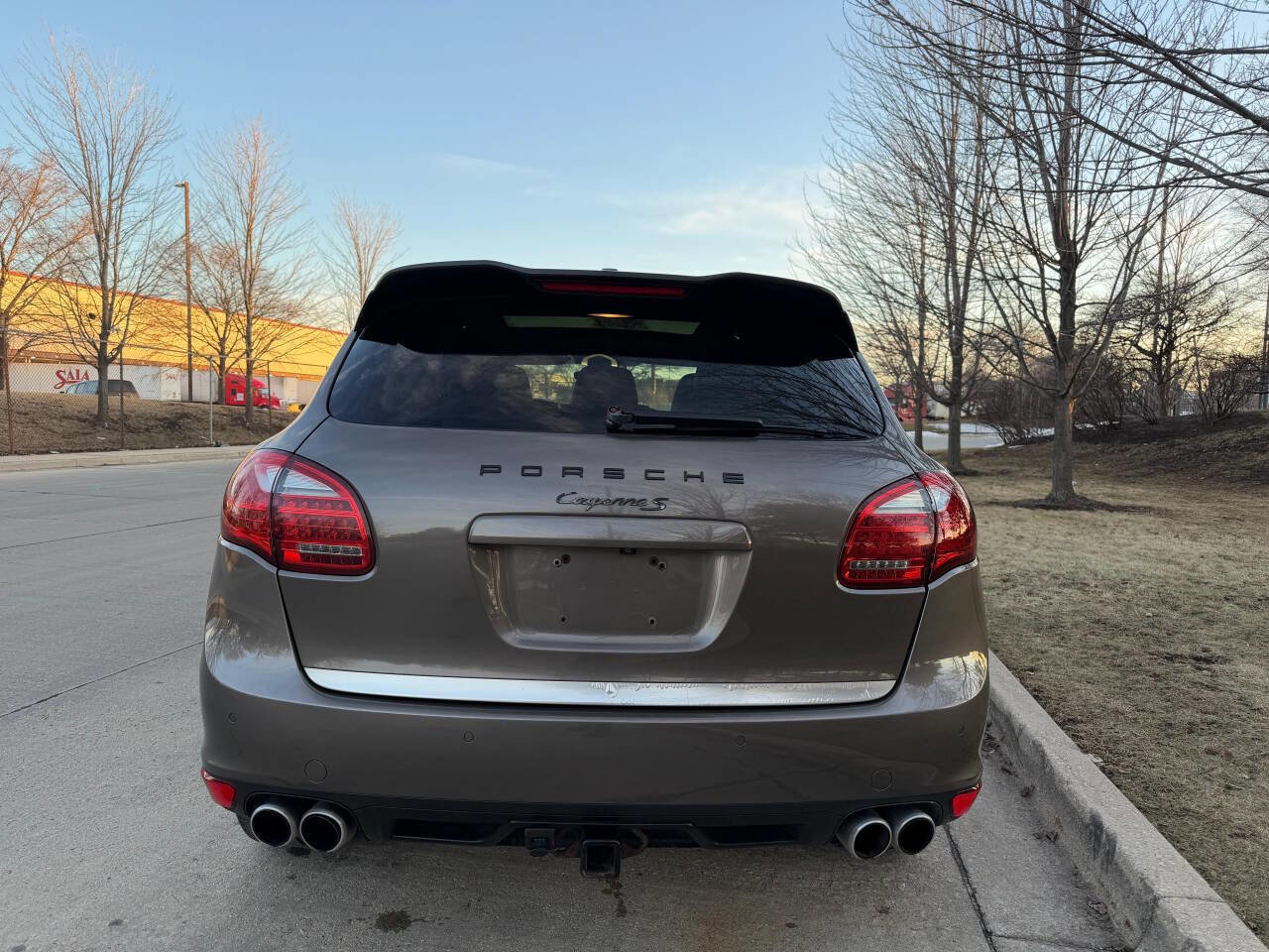 Used 2011 Porsche Cayenne S AWD/4WD image 18