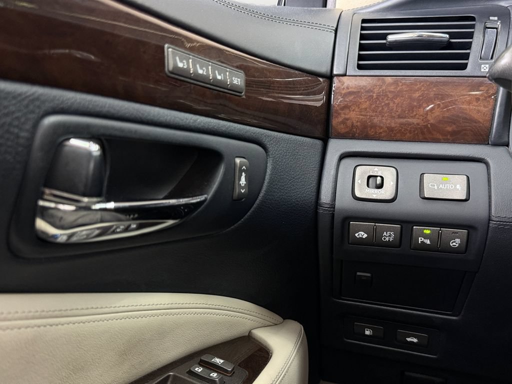 Used 2008 Lexus LS 600h L AWD/4WD image 19