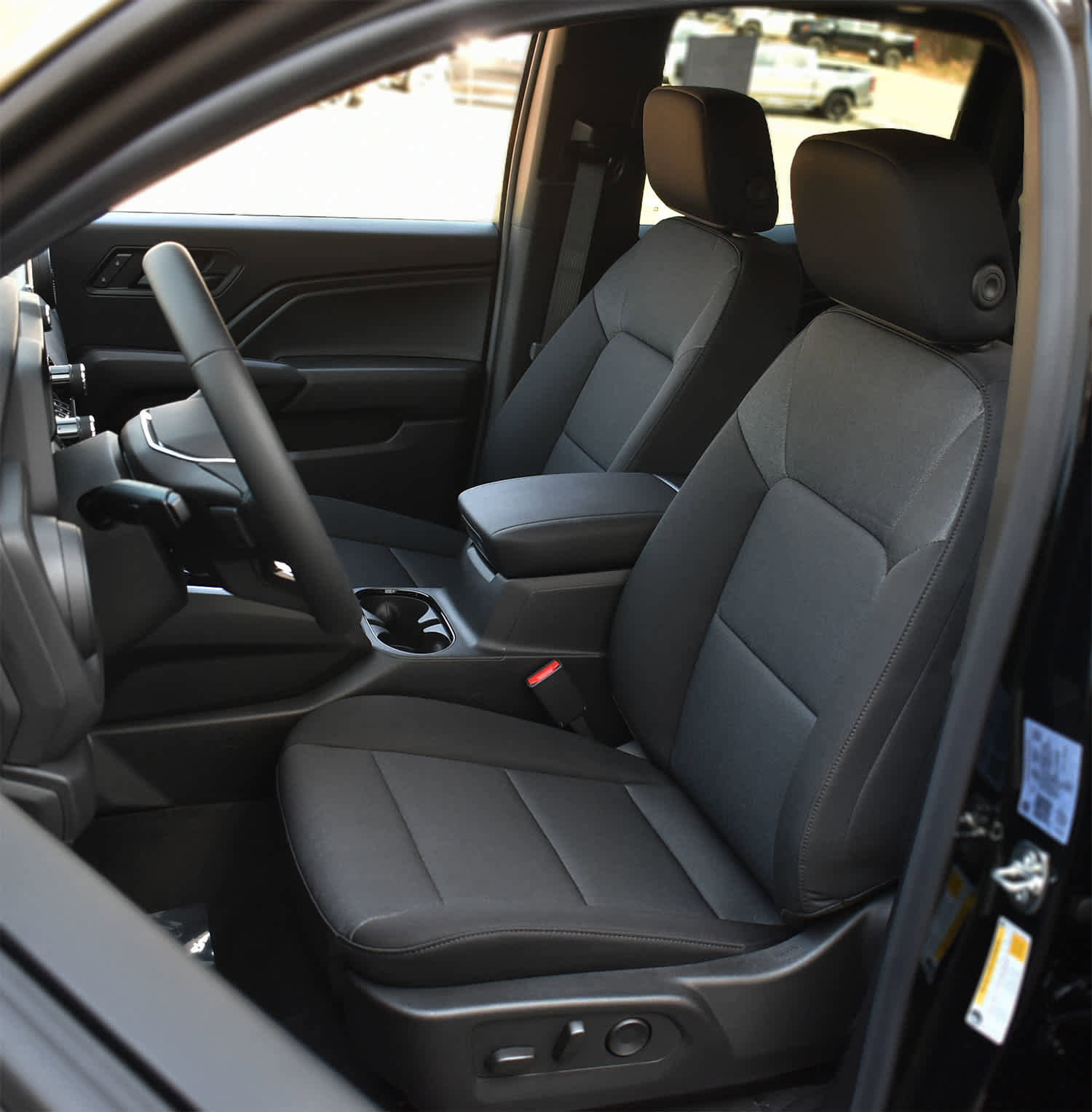 New 2026 Chevrolet Colorado W/T image 9